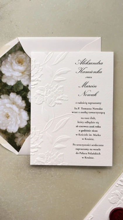 Eleganckie zaproszenie z tłoczeniem.jpg
